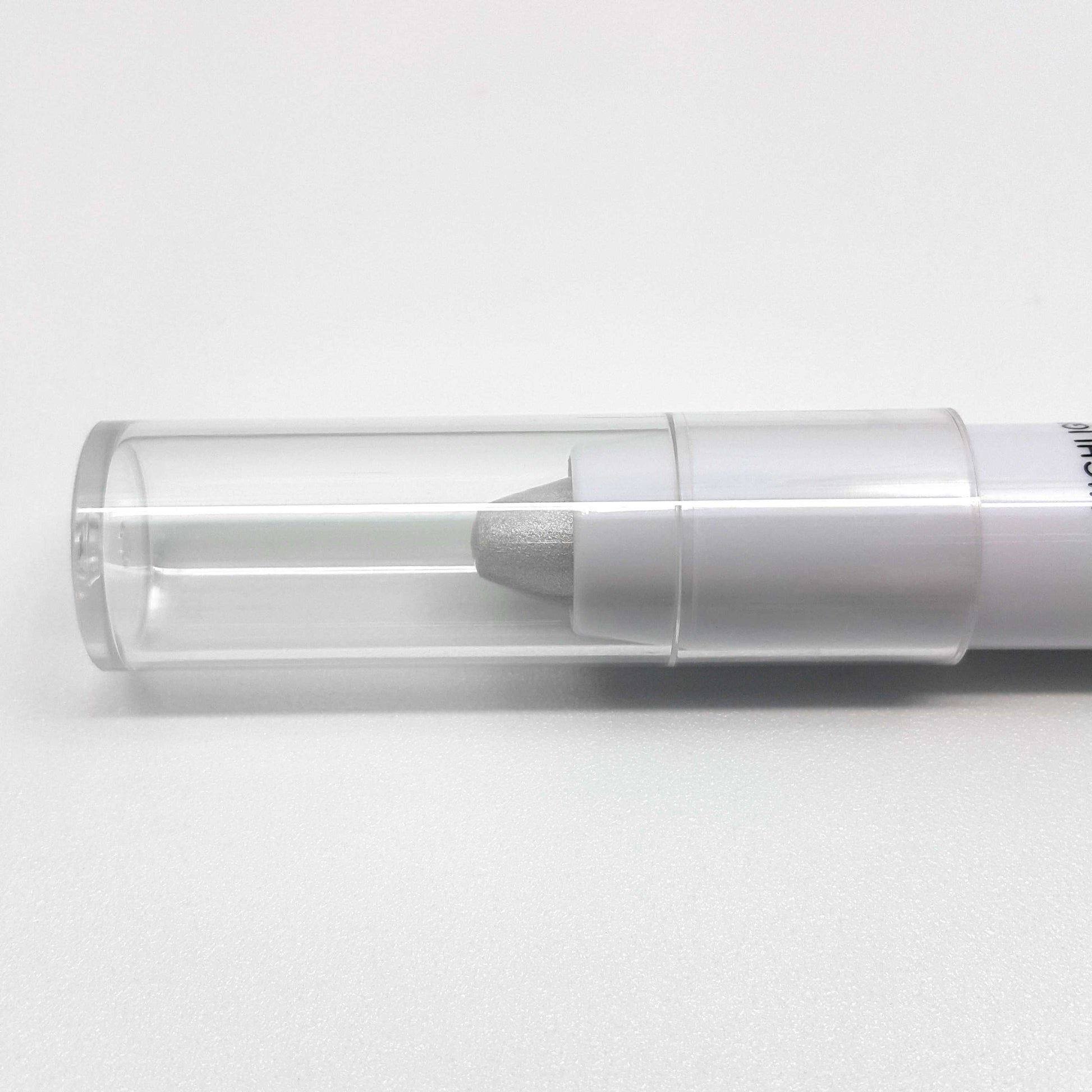 VNQ Highlight Eye Shadow Pen - White Pearl3